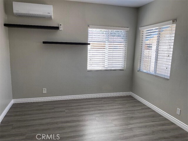 Building Photo - 1705 S Cabana Ave