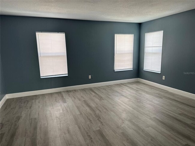 Building Photo - 545 1st Cape Coral Dr