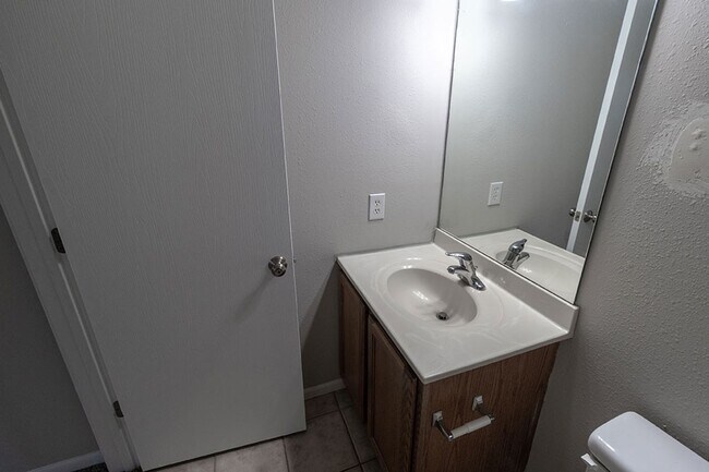 Building Photo - 5812-5814 Canaveral Dr.