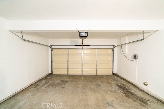 Building Photo - 17 Nopalitos Way