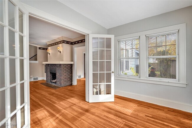 Building Photo - 3328 Kildare Rd