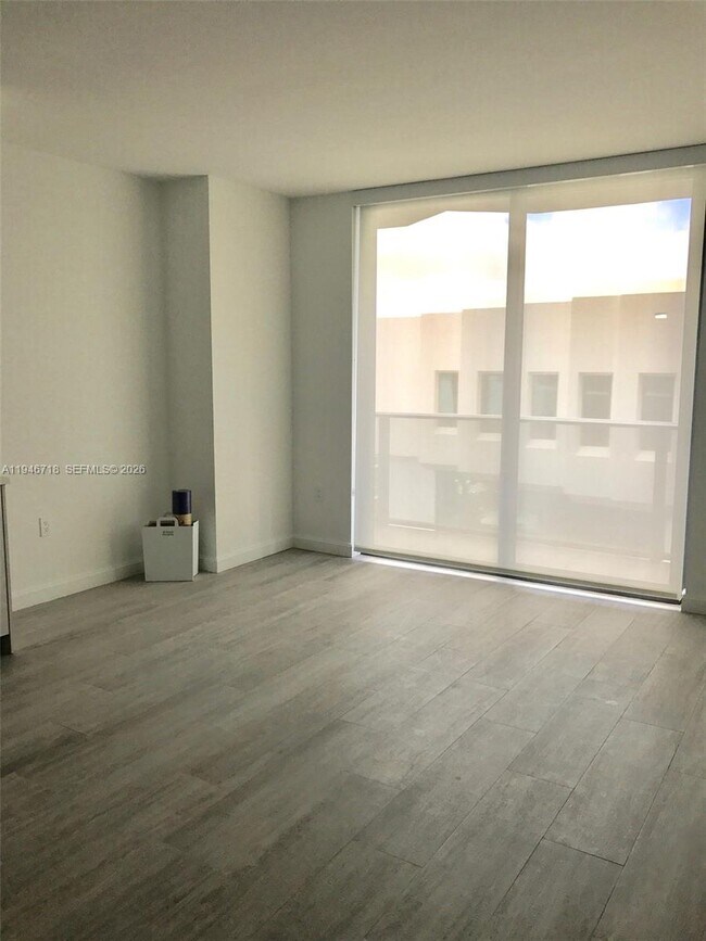 Building Photo - 55 SW 9th St