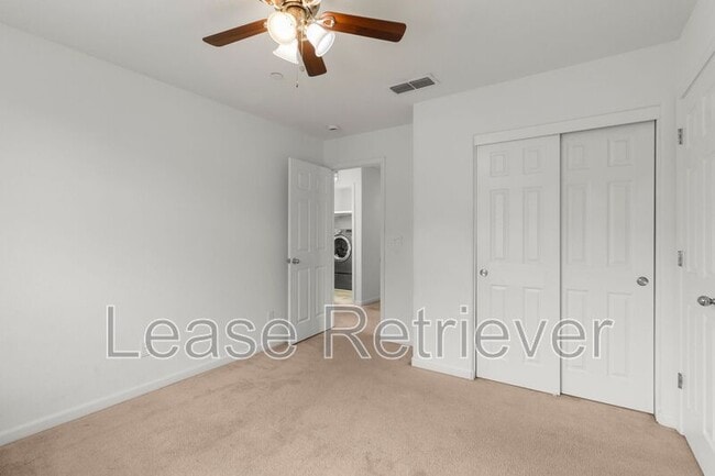 Building Photo - 16092 Old Glory Ct