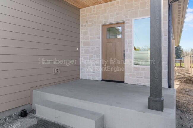 Building Photo - 222 N Sargent Rd