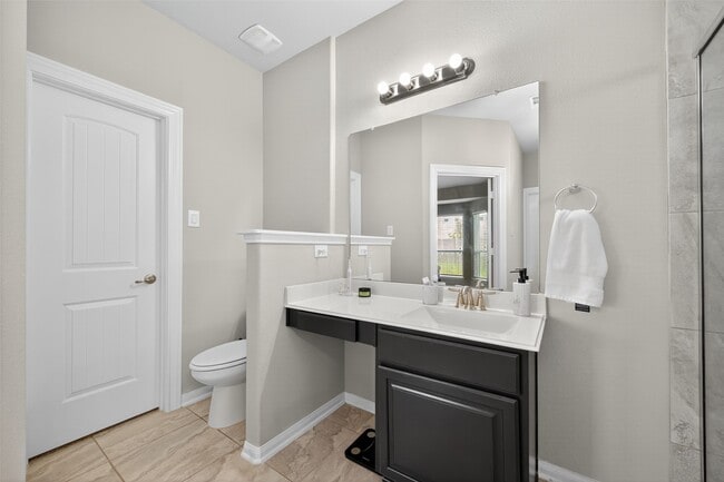 Building Photo - 12519 King Harry Dr