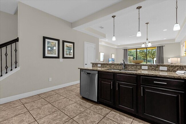 Building Photo - 8118 Roseville Blvd