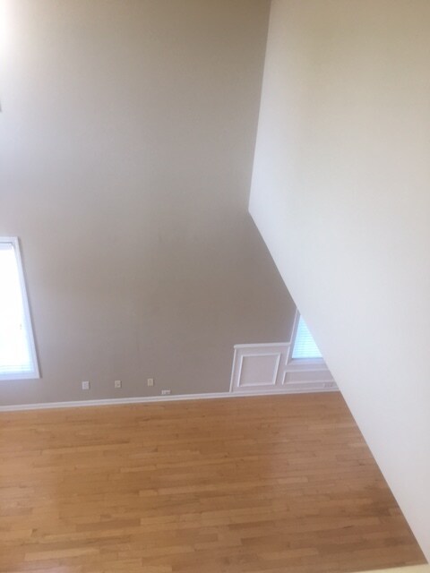 Building Photo - 2928 Woodland Park Dr