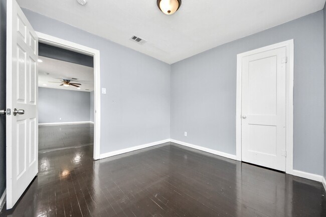 Building Photo - 113 Obion Rd