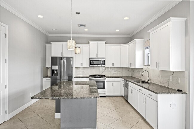 Building Photo - 16007 Whippoorwill Cir