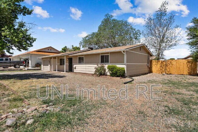 Building Photo - 8430 E Sommer Dr