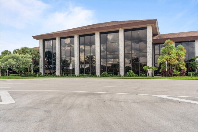 Building Photo - 850 SW 133rd Terrace