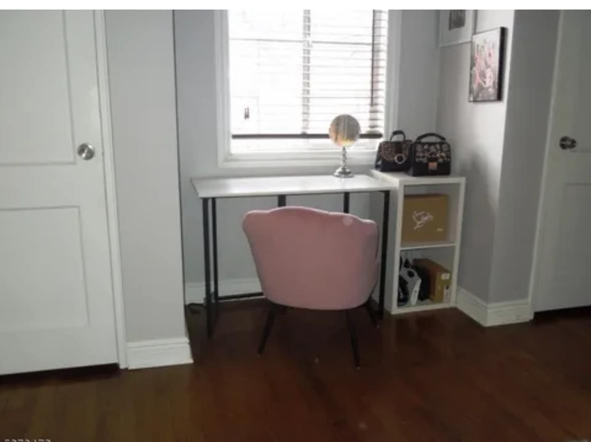 Building Photo - 21 Troy Dr