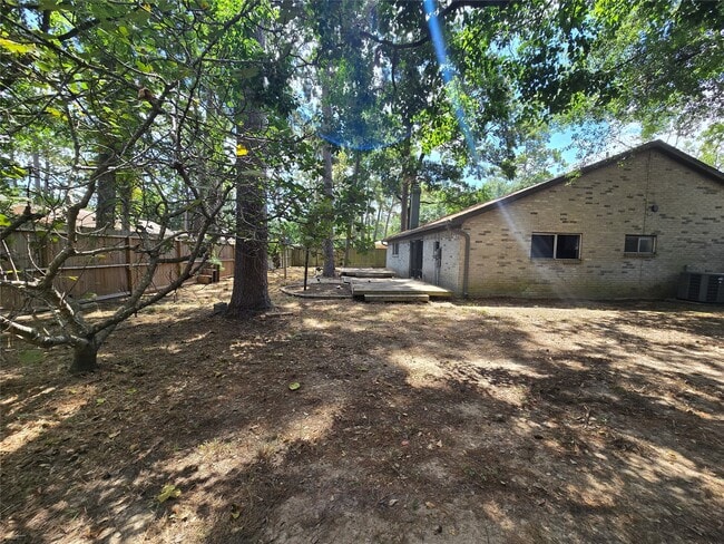 Building Photo - 25510 Thistlewaite Ln