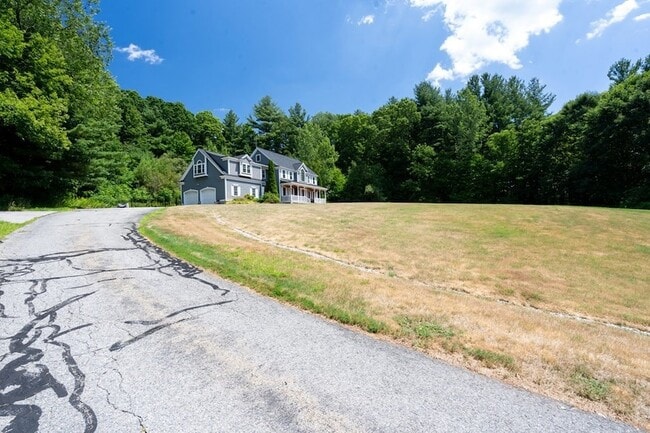 Building Photo - 88 Providence Rd