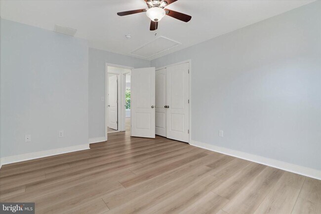 Building Photo - 132A Pineview Ave