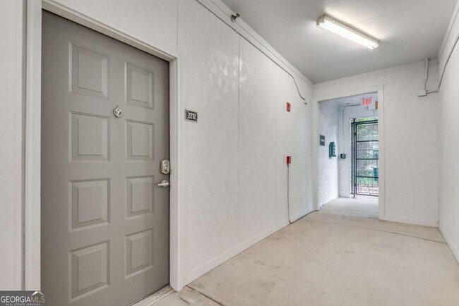 Building Photo - 821 Ralph McGill Blvd NE