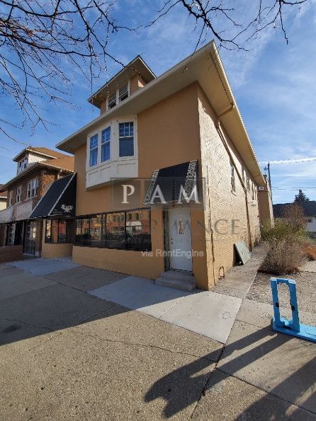 Building Photo - 5527 W North Ave