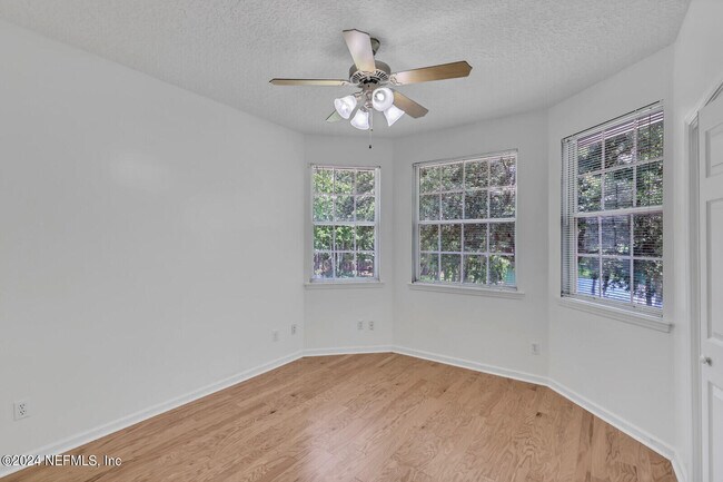 Building Photo - 1427 Mallard Landing Blvd