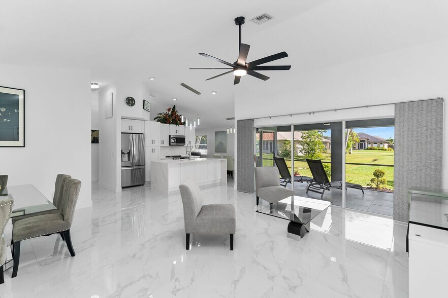 Building Photo - Coming in Sept ! Beautifully Furnished and  recently renovated home