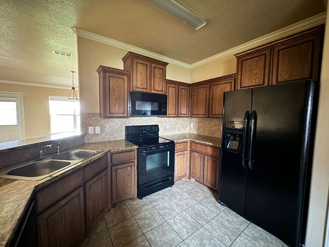 Building Photo - 4-Bedroom House for Rent in Killeen