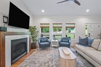 Building Photo - 12 Nanas Branch Dr