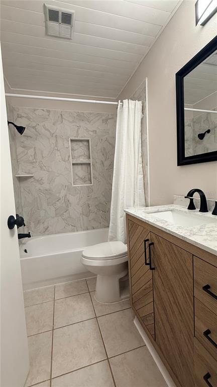 Building Photo - 7846 Royal Hart Dr