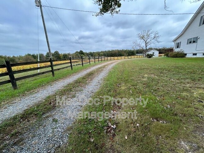 Building Photo - 15471 U.S. Rte 1