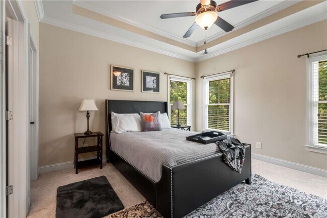 Building Photo - 6552 Long Acres Dr