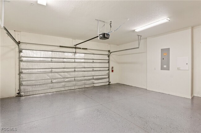 Building Photo - 11908 Izarra Way