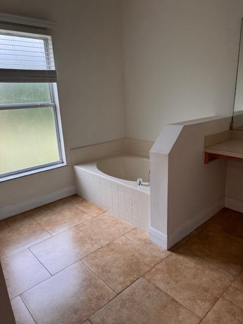 Building Photo - 237 SW Grove Ave