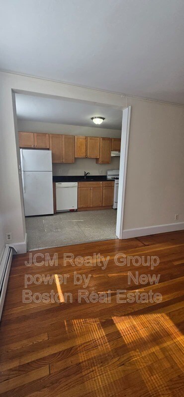 Building Photo - 11 Victory Rd