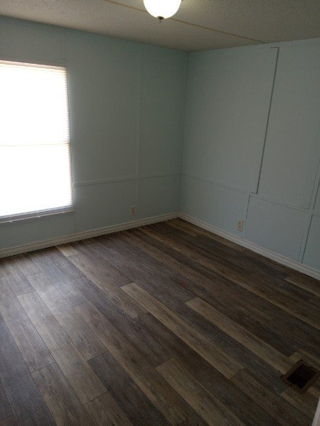 Building Photo - 131 Hurricane Ln