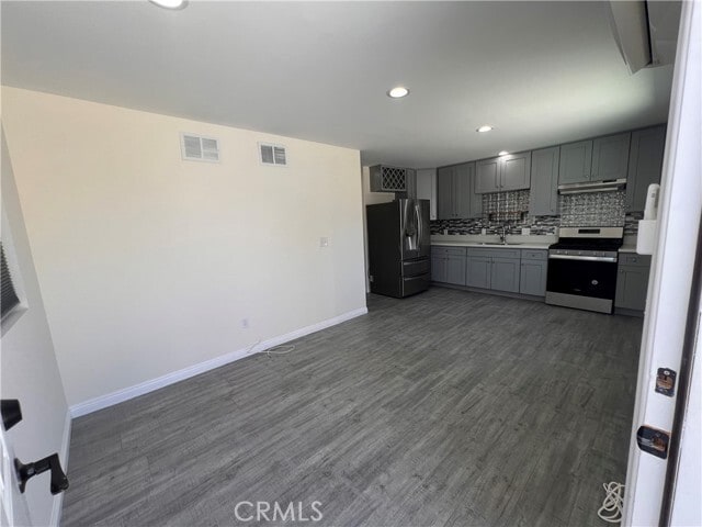 Building Photo - 9009 Monogram Ave
