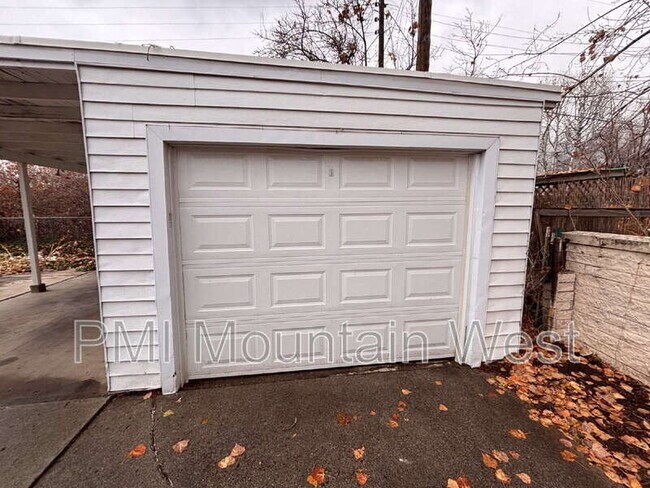 Building Photo - 481 E 2875 N