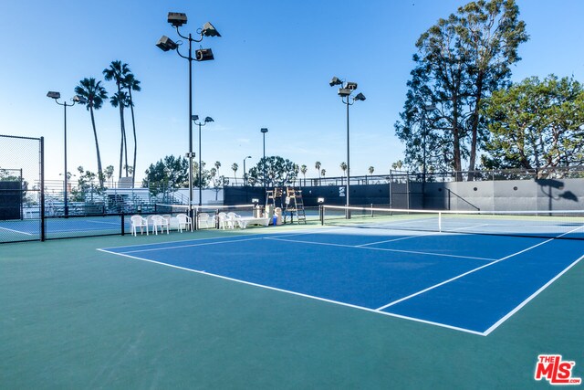 Building Photo - 4314 Marina City Dr