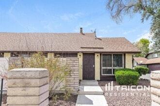 Building Photo - 3181 Arville St