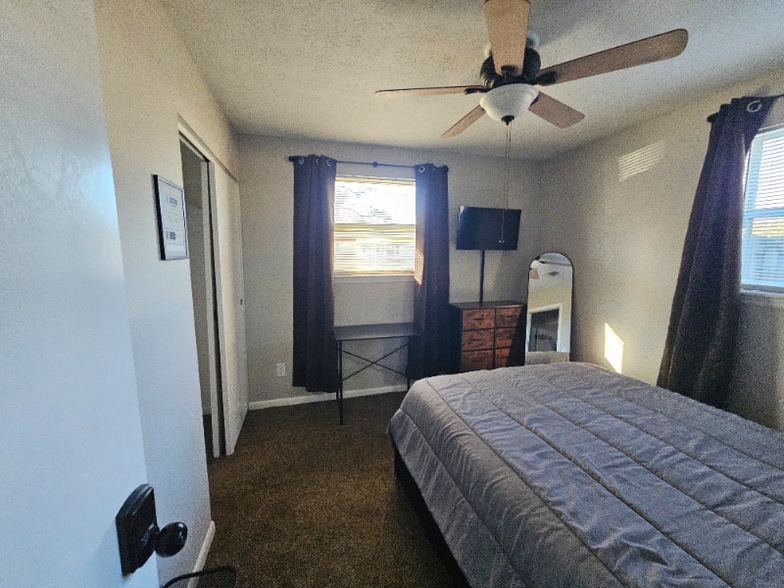 Building Photo - 7567 Wendell Dr