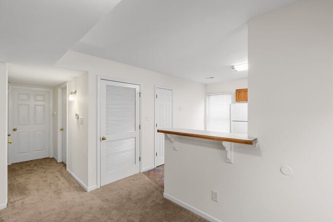 Building Photo - 1620-1622-1622 Juniper Dr