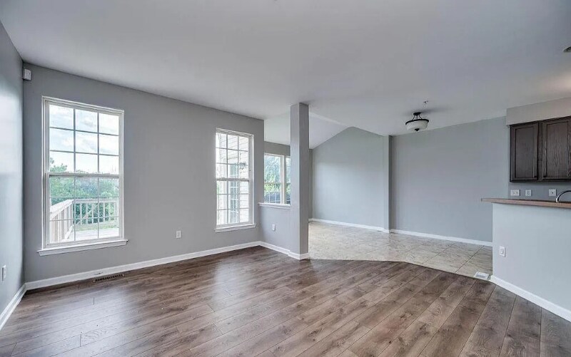 Building Photo - 62 Brookview Ln