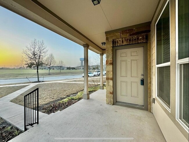 Building Photo - 417 Katmai Cir