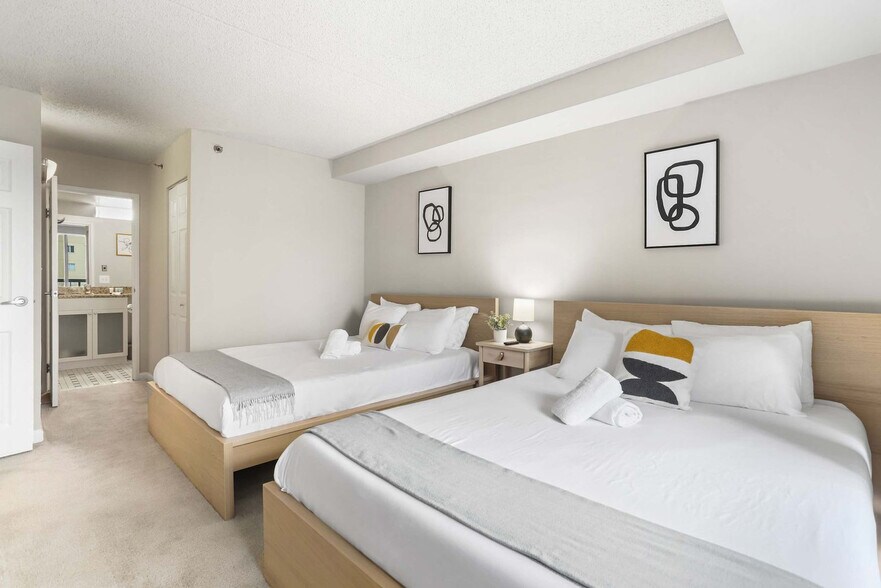 Building Photo - 401 12th St S