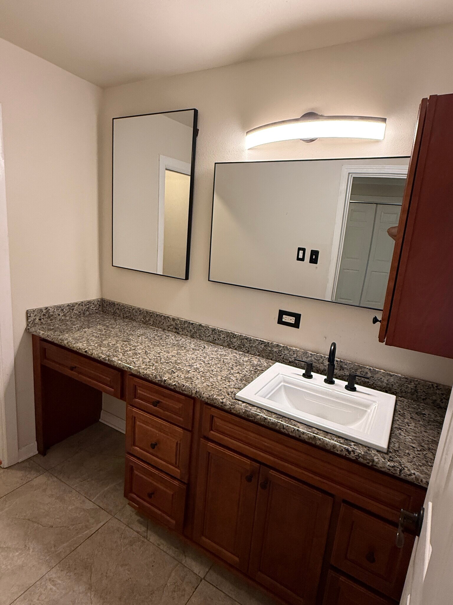 Master bath - 1616 Rio Vista Ave