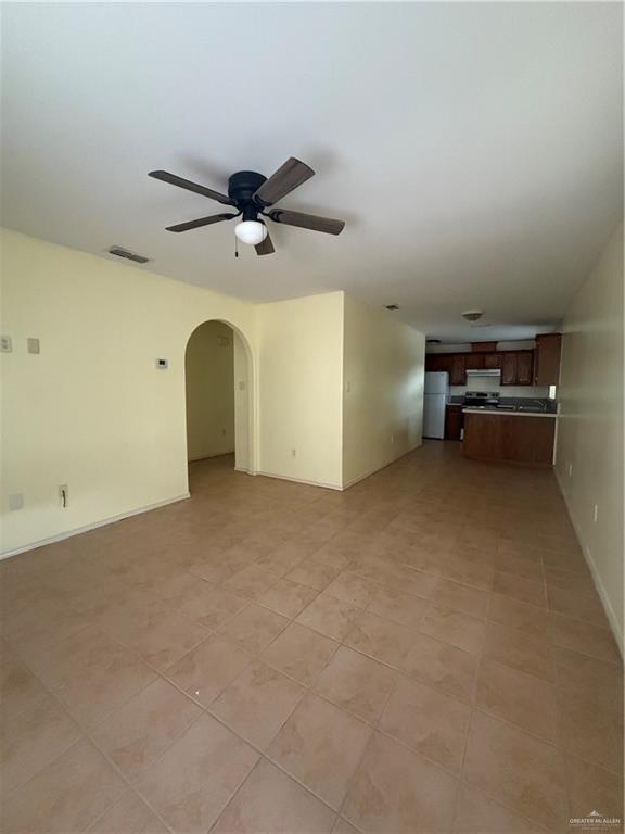 Building Photo - 10 Mineral Rights Ln