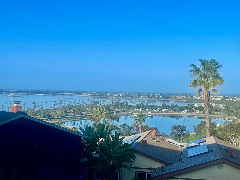 View from Living Room - 3306 Lloyd St