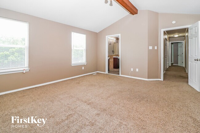Building Photo - 14345 River Oaks Ct