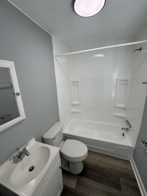 Building Photo - 347 Huddleson Ave