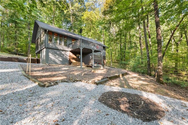 Building Photo - 172 Shady Trail