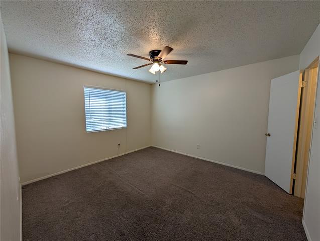 Building Photo - 7431 Holly Hill Dr
