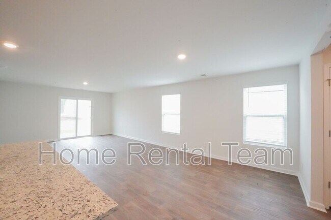 Building Photo - 463 Coconut Dr