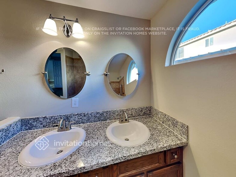 Building Photo - 6734 Bravura Ct